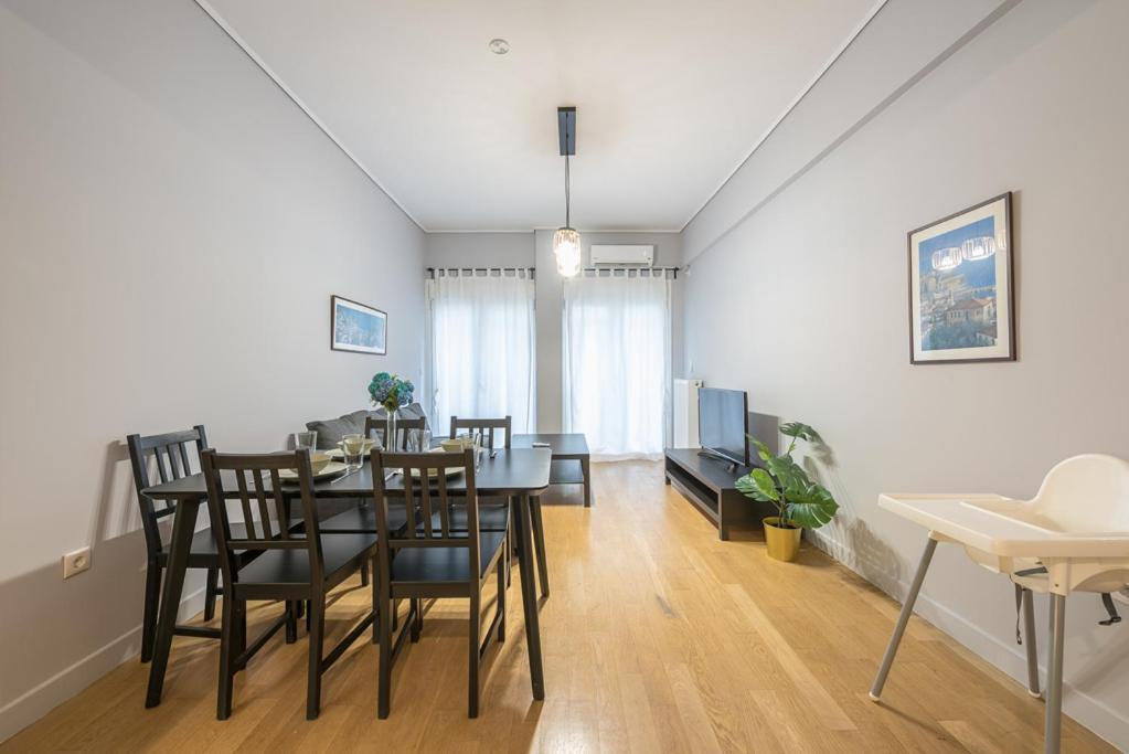 Pame Rentals - 2Bd & 2Ba Home, 4 Min To Acropolis Athen Eksteriør billede